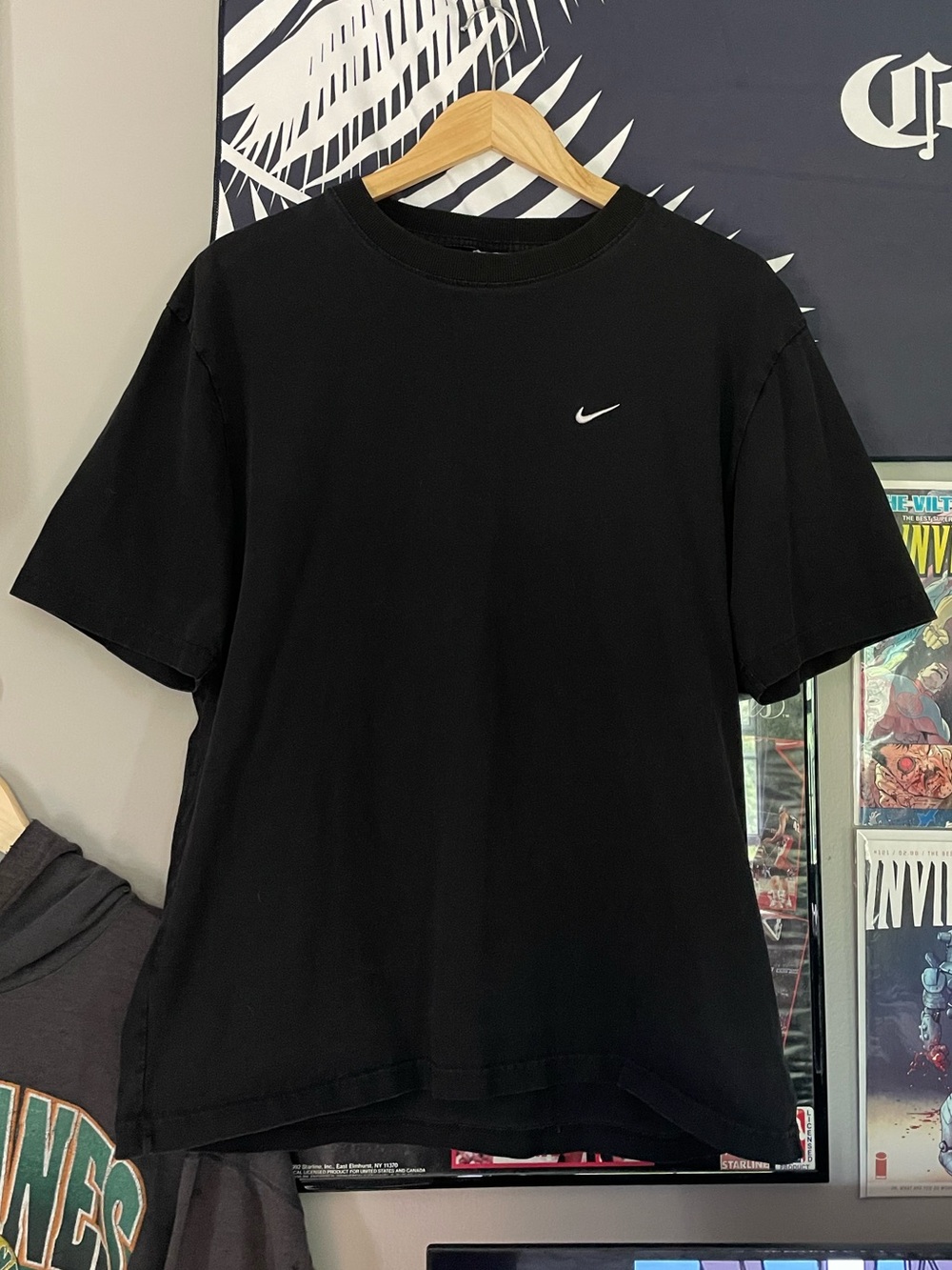 Classic Nike Swoosh T-shirt